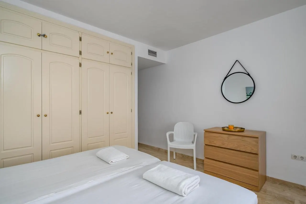 El Faro Beach Close Apartment With Pool By Costarentals - Ref 177 Spain